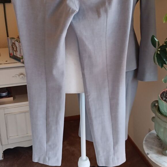 Express Three Piece Gray Women's Suit Set. Career. Professional. - Picture 7 of 16